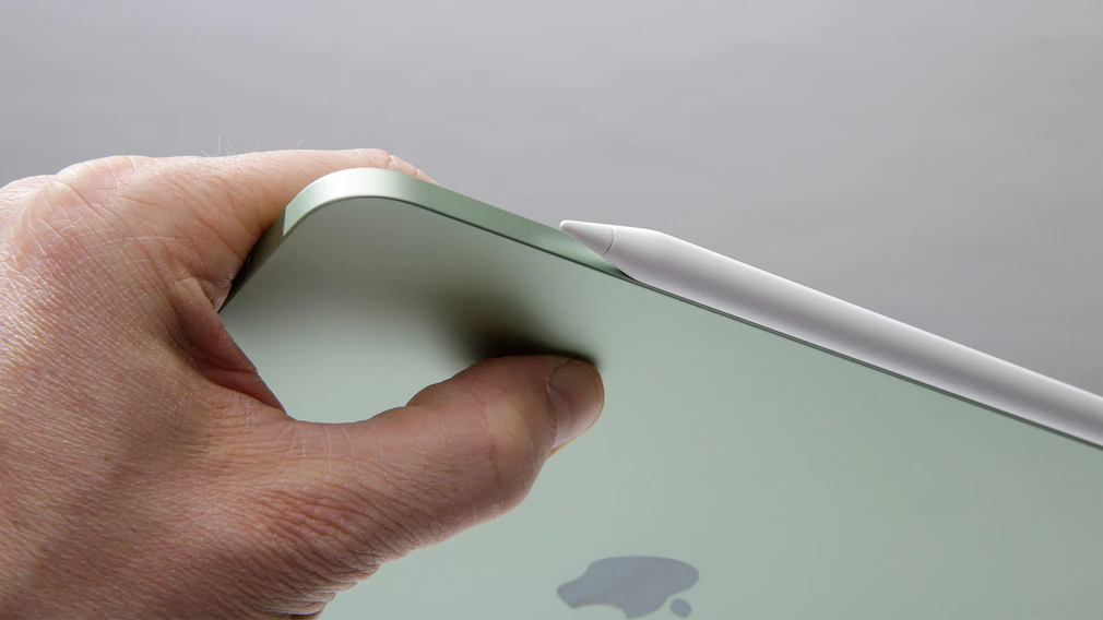 Качество обработки Apple iPad Air на высоте!