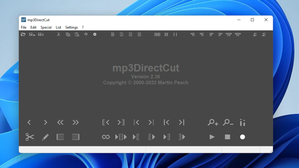 В mp3DirectCut вы помечаете аудиоряд, а затем удаляете его с помощью клавиши Del. Или вы можете использовать строку меню, чтобы указать, что вы хотите экспортировать только эту часть.