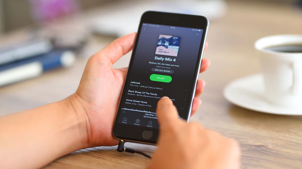 Плейлисты Spotify: бот Ashley уничтожает ваши коллекции песен