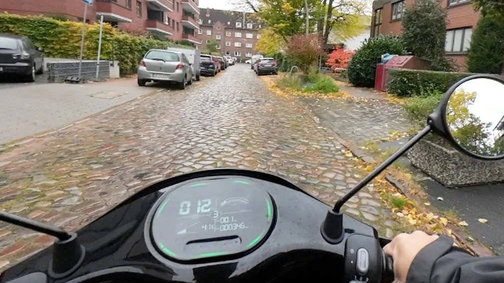 Поездка на скутере с GoPro.